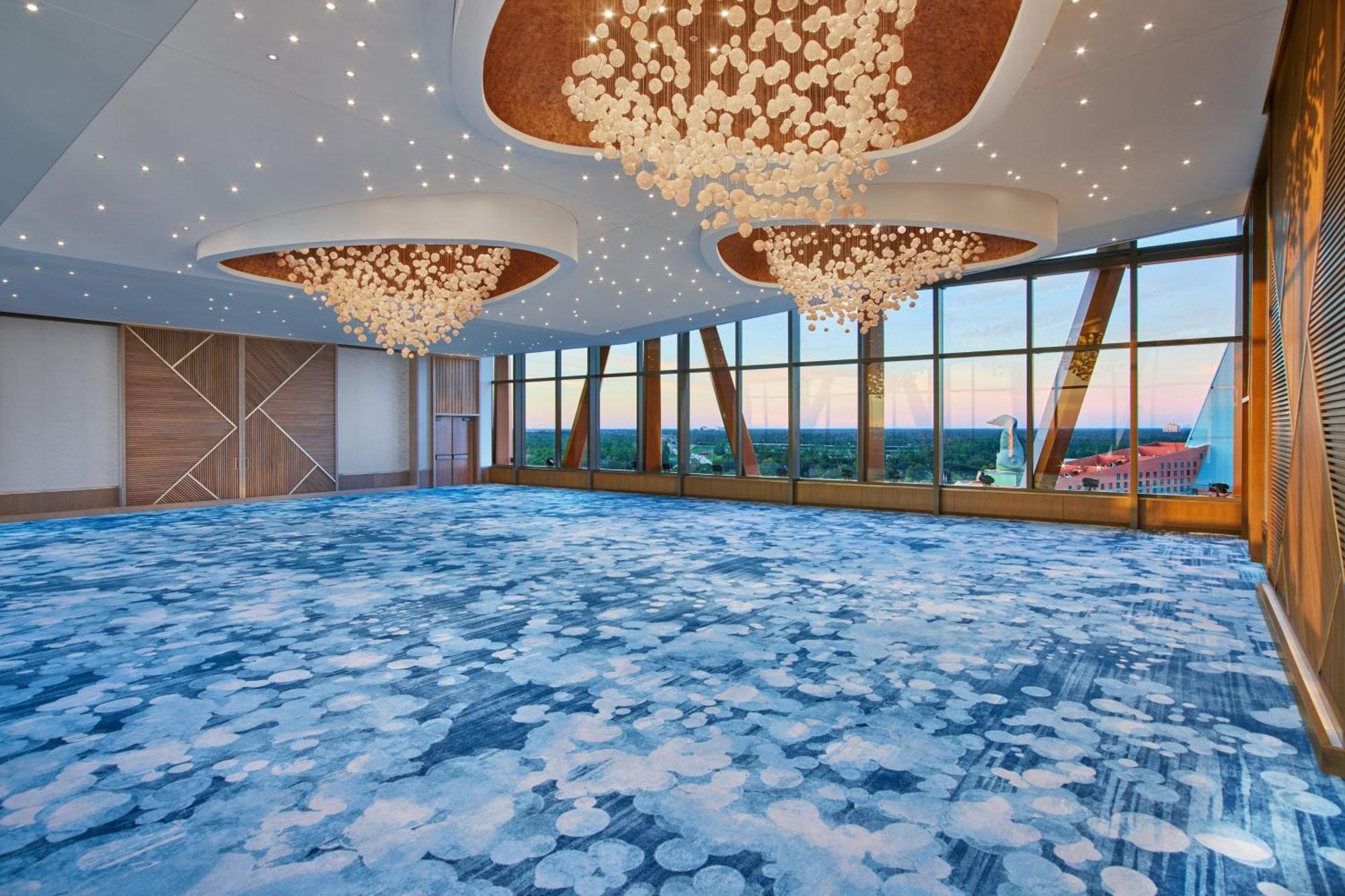 Walt World Swan Reserve Resort