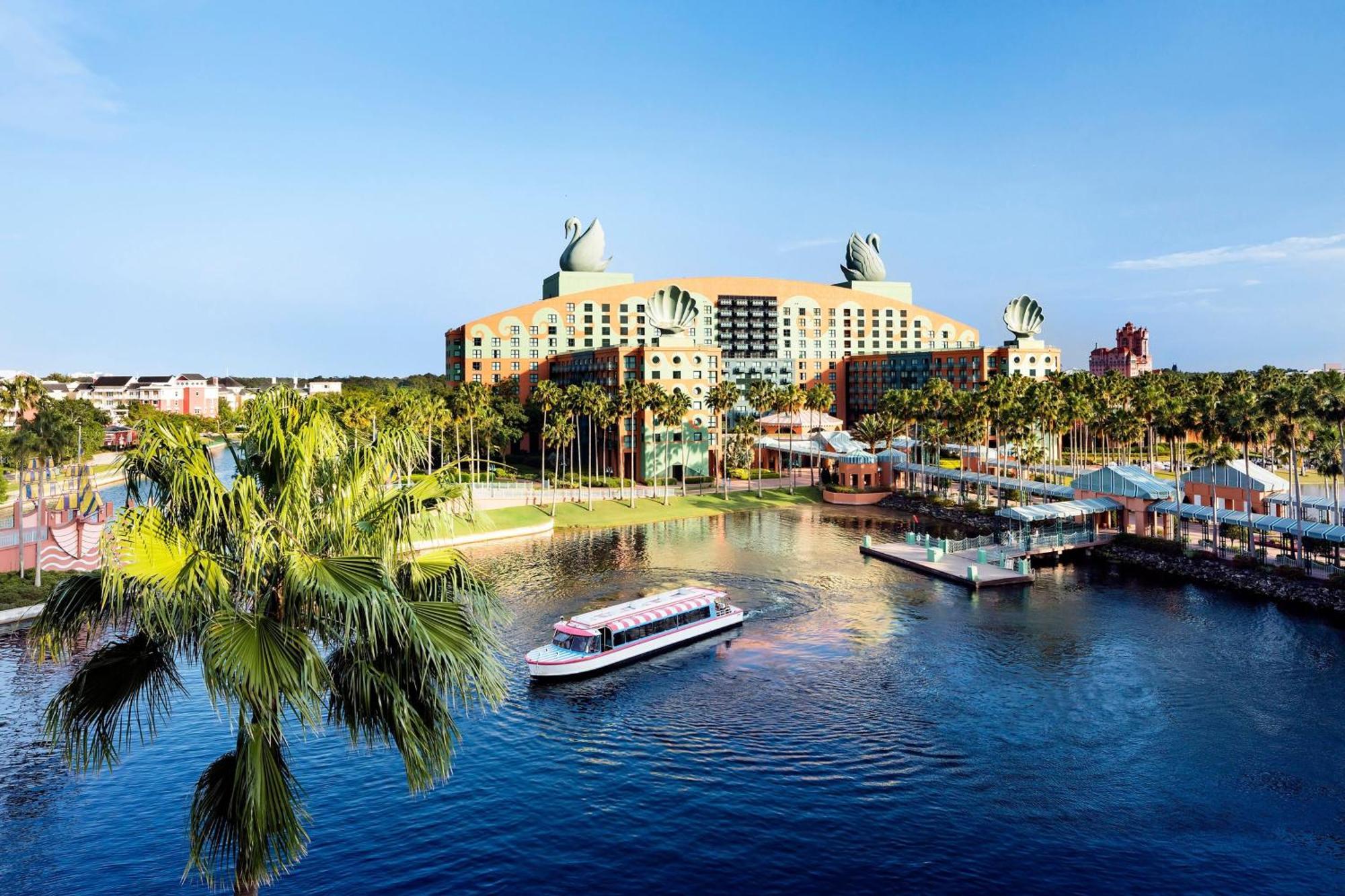 Walt World Swan Reserve Resort Lake Buena Vista