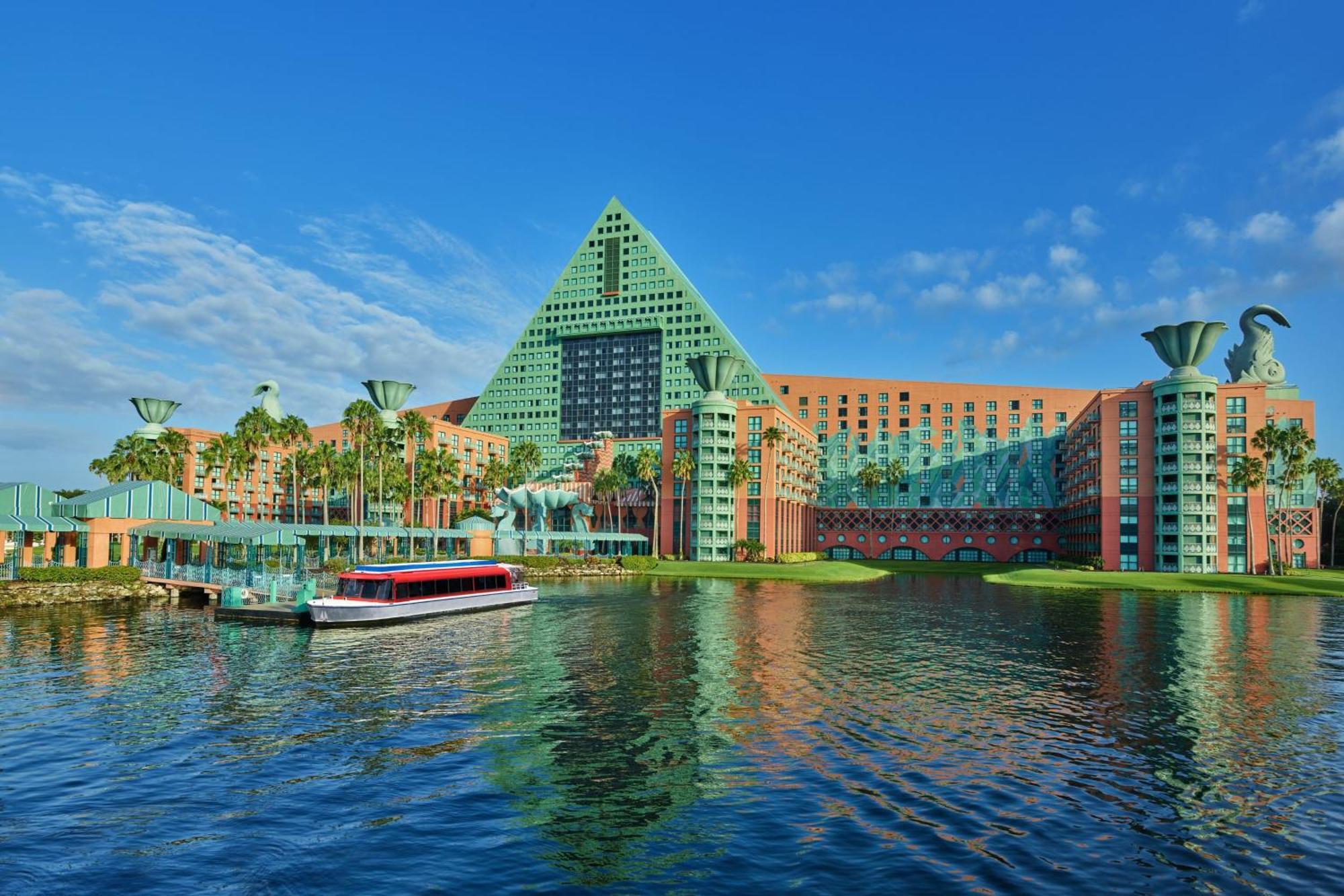 Walt World Swan Reserve Lake Buena Vista