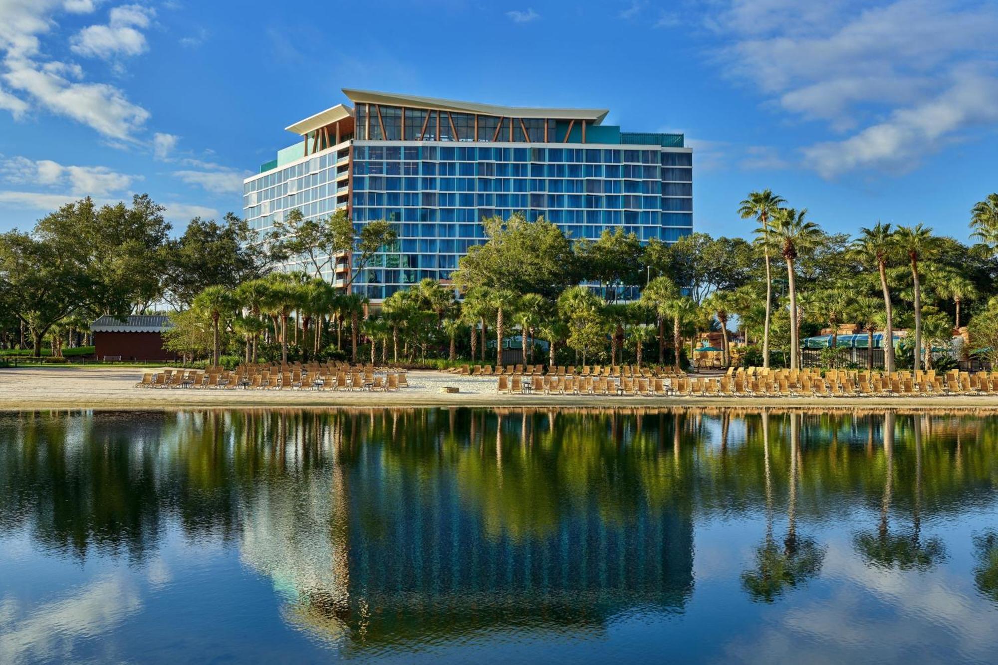 Walt World Swan Reserve