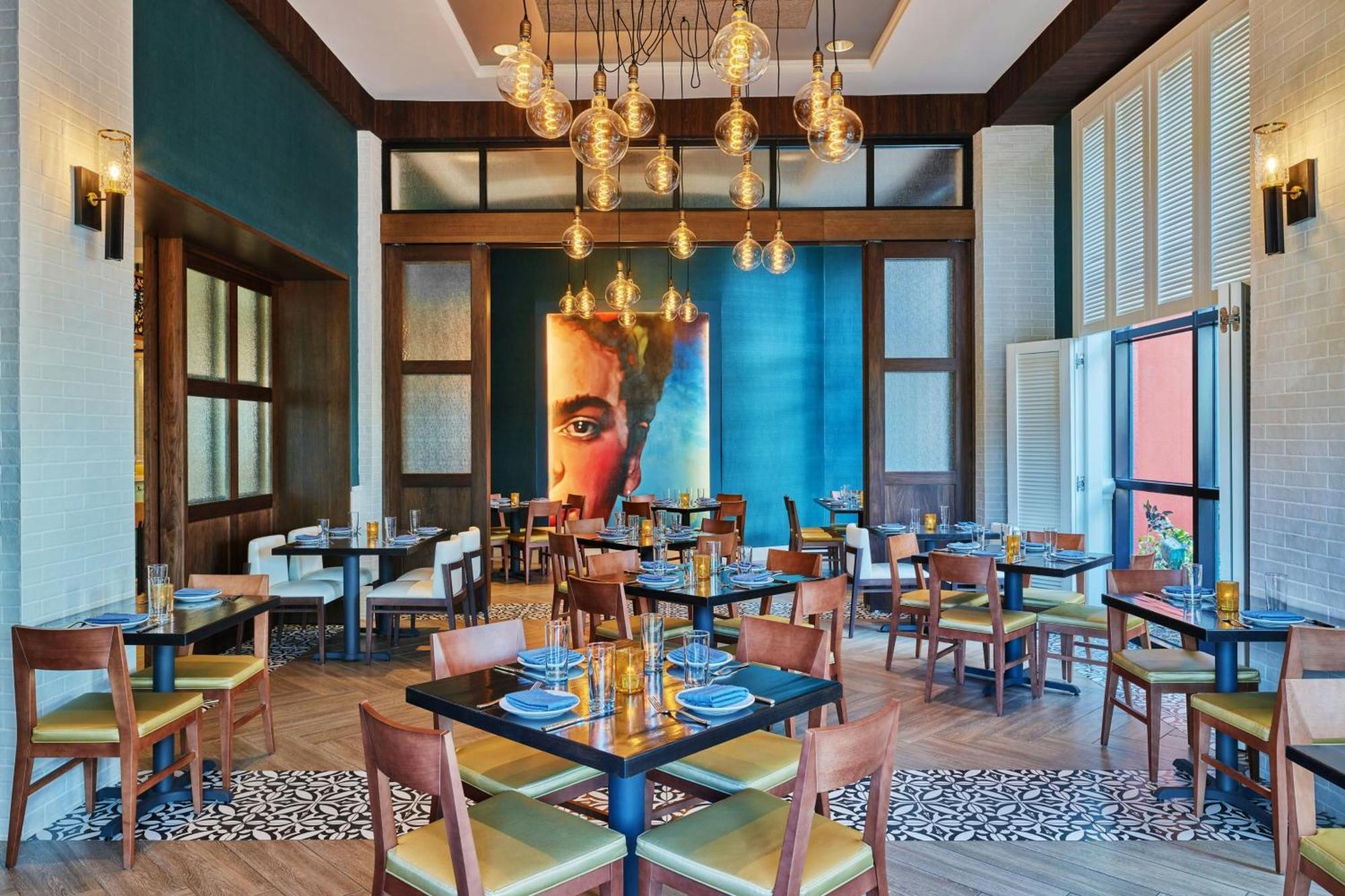 Walt World Swan Reserve 4* Lake Buena Vista